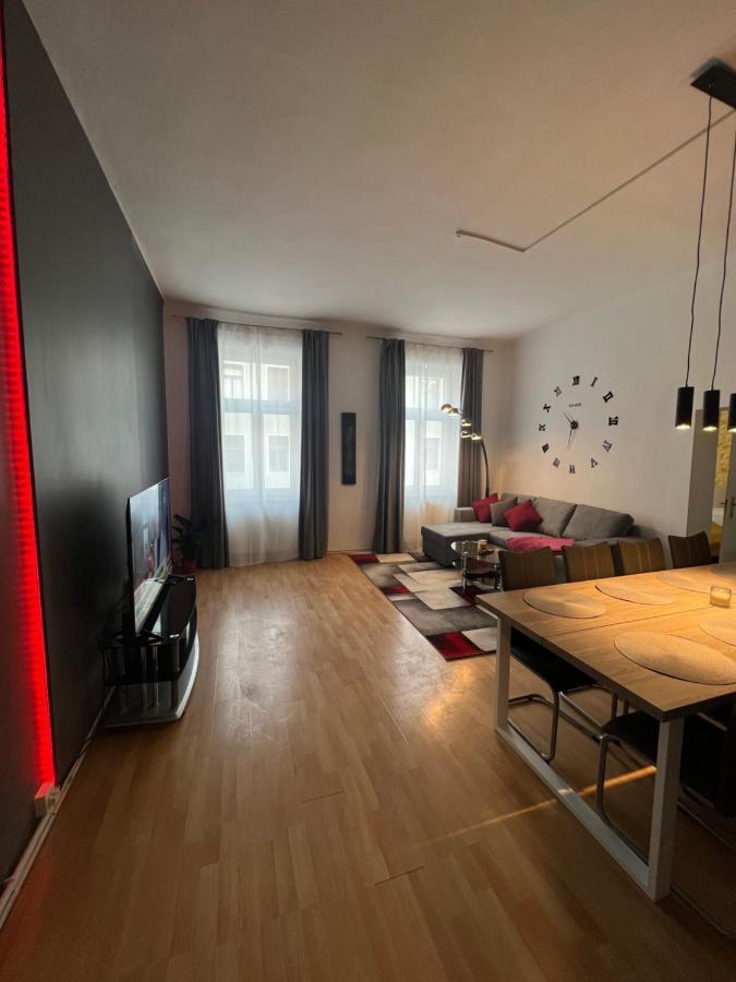 Spacious & Deluxe Big Apartment Near Prater Wiedeń Zewnętrze zdjęcie